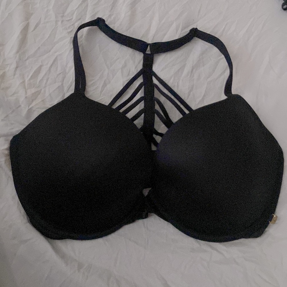 Black VS bra